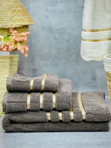 منشفة CRAWN 150*80 CM قطن 100% ثقيلة جداً